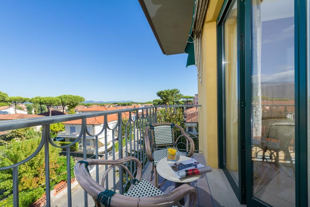 Hotel Dei Tigli Lido di Camaiore Exterior foto